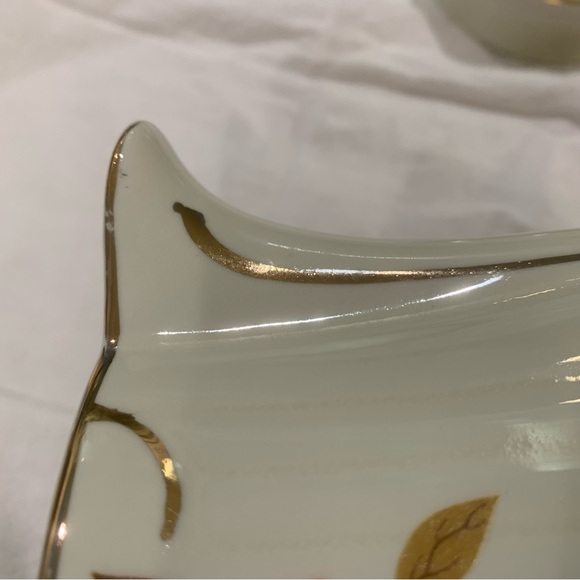 Vintage Hall’s Superior Autumn Leaf 8 Cup Coffee Pot & Lid - Picture 8 of 16